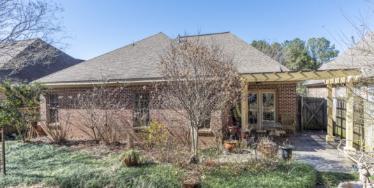 501 Hummingbird Ln, Starkville, MS 39759